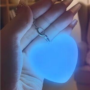 BLUE LIGHT UP HEART BAG CHARM